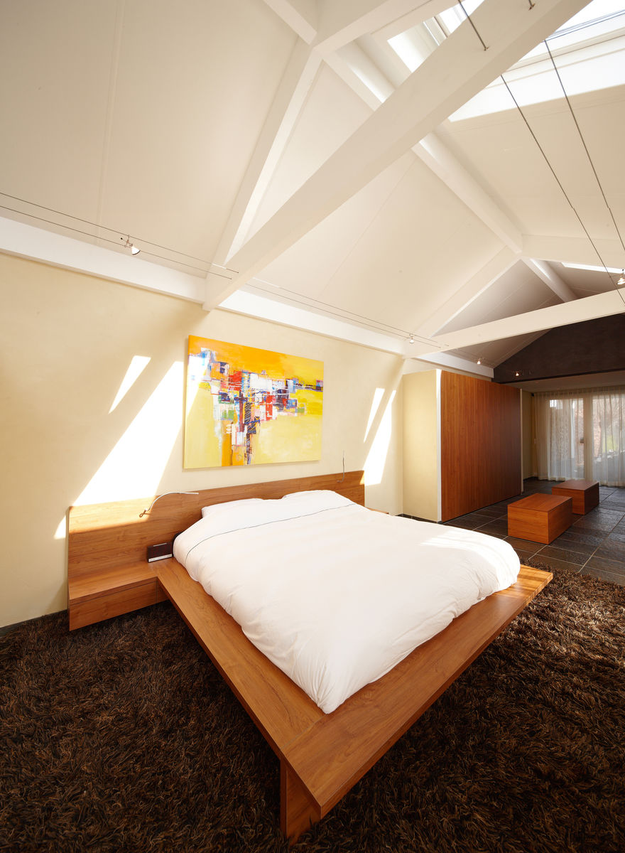 Slaapkamer met en suite badkamer door henk van leeuwen